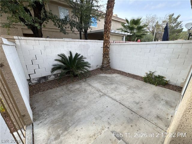 2822 DAWN CROSSING Drive, Henderson, NV 89074