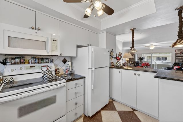 1198 Hillsboro Mile 340, Hillsboro Beach, FL 33062