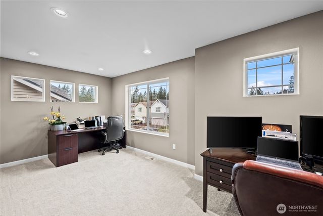 2706 SW Chowchilla Way, Port Orchard, WA 98367