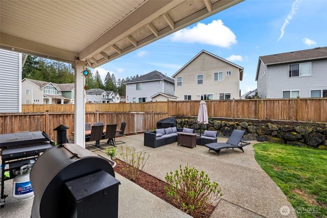 2706 SW Chowchilla Way, Port Orchard, WA 98367