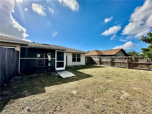 7433 Pebble Beach RD, Fort Myers, FL 33967