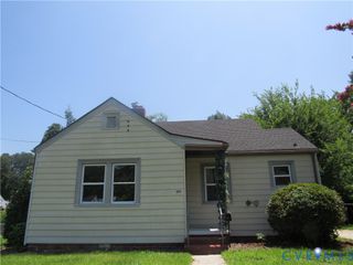 903 Floral Ave, Colonial Heights, VA 23834