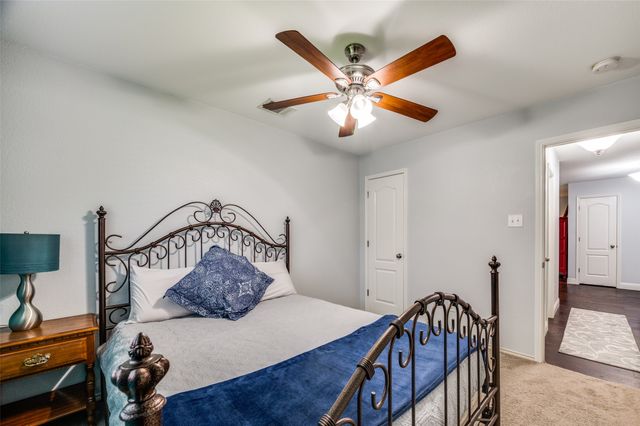 337 Cotton Drive, Mansfield, TX 76063