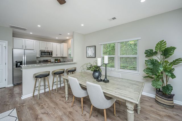 115 W Broad Street, Lincolnville, SC 29485