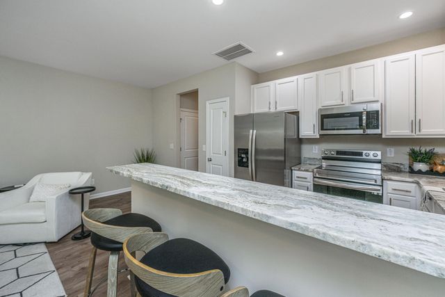 115 W Broad Street, Lincolnville, SC 29485