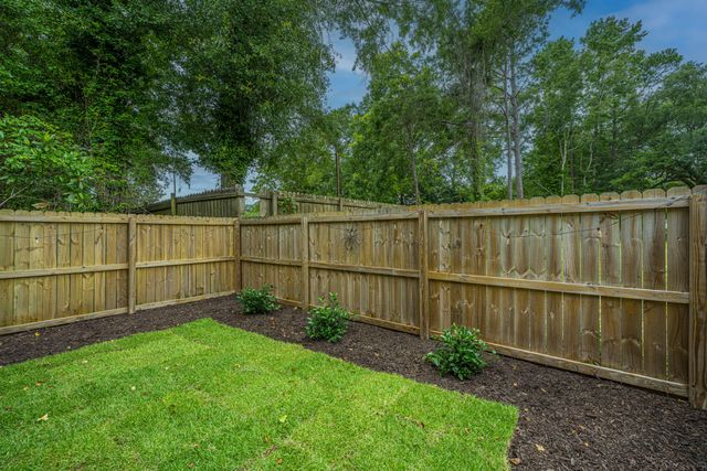 115 W Broad Street, Lincolnville, SC 29485
