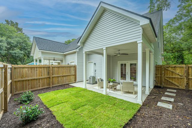 115 W Broad Street, Lincolnville, SC 29485