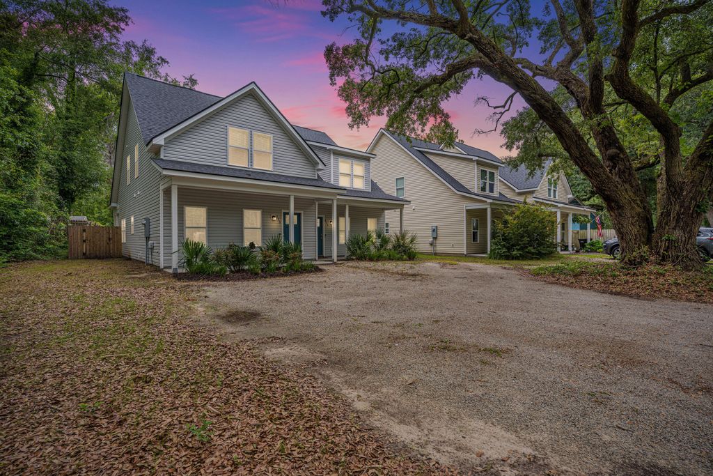115 W Broad Street, Lincolnville, SC 29485