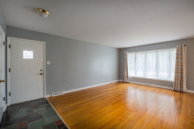 2323 Clyde Terrace, Homewood, IL 60430