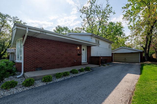 2323 Clyde Terrace, Homewood, IL 60430