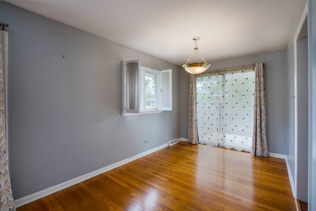 2323 Clyde Terrace, Homewood, IL 60430