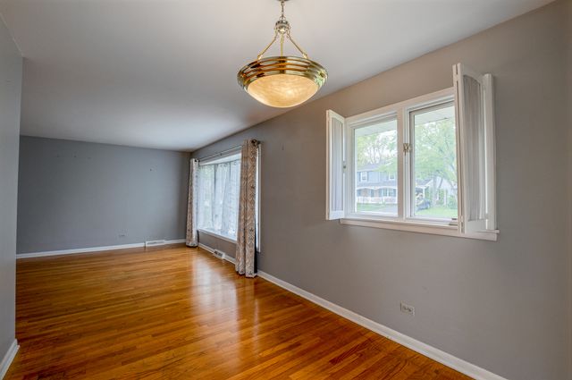 2323 Clyde Terrace, Homewood, IL 60430