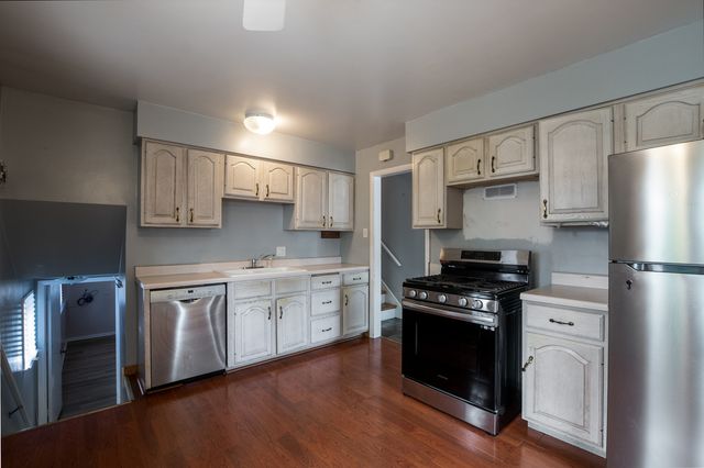 2323 Clyde Terrace, Homewood, IL 60430