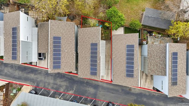 330 Clay St Unit 27, San Antonio, TX 78204