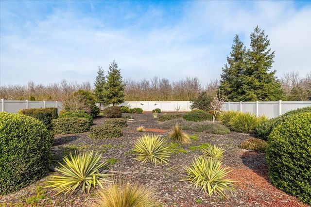 1491 Arbor Brook Dr, Manteca, CA 95336