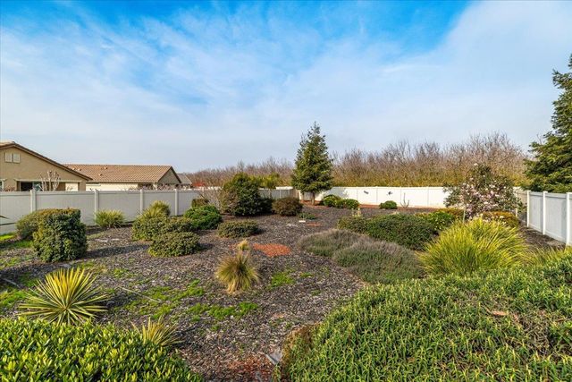 1491 Arbor Brook Dr, Manteca, CA 95336