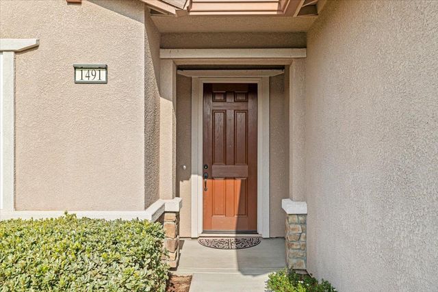 1491 Arbor Brook Dr, Manteca, CA 95336