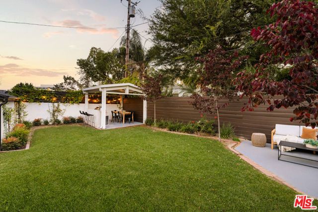 8421 Airlane Avenue, Los Angeles, CA 90045