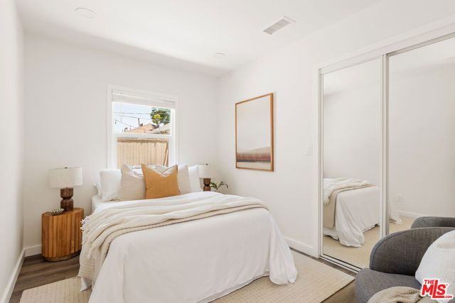 8421 Airlane Avenue, Los Angeles, CA 90045