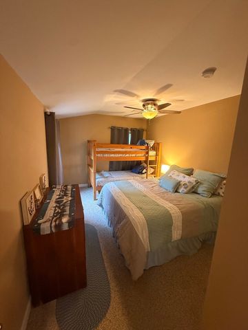 11 Beechwood Place, Wareham, MA 02532