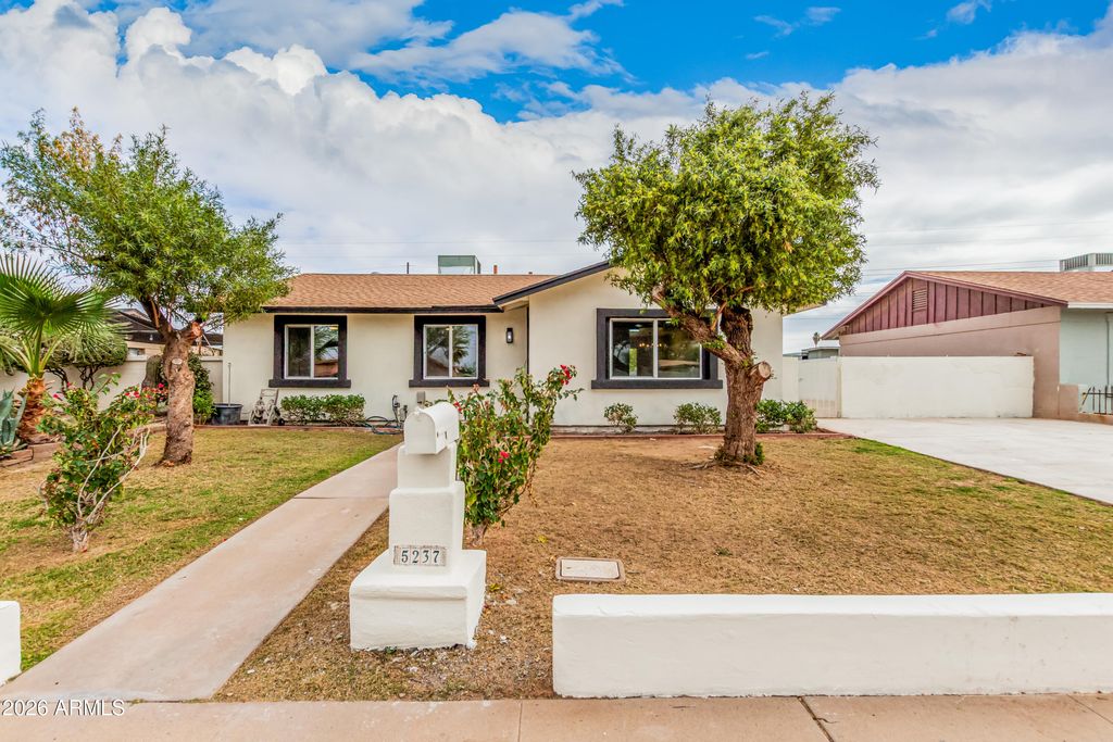 Image 1 of property listing at 5237 S 46TH Street, Phoenix, AZ 85040