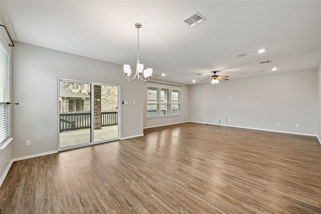 1724 Stinnett DR, Leander, TX 78641