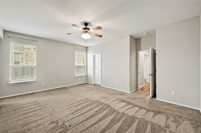 1724 Stinnett DR, Leander, TX 78641