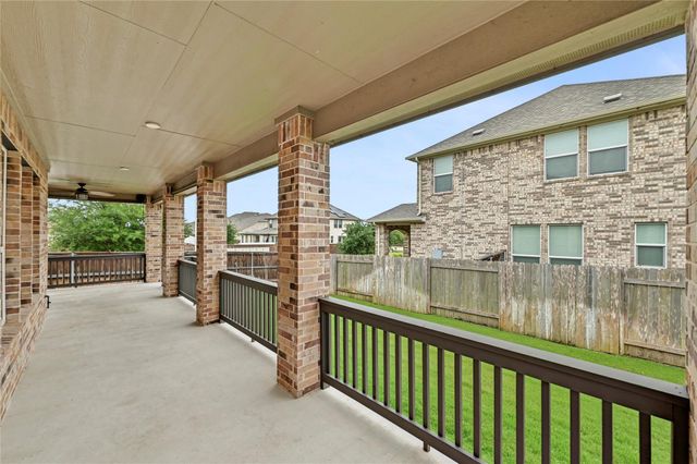 1724 Stinnett DR, Leander, TX 78641
