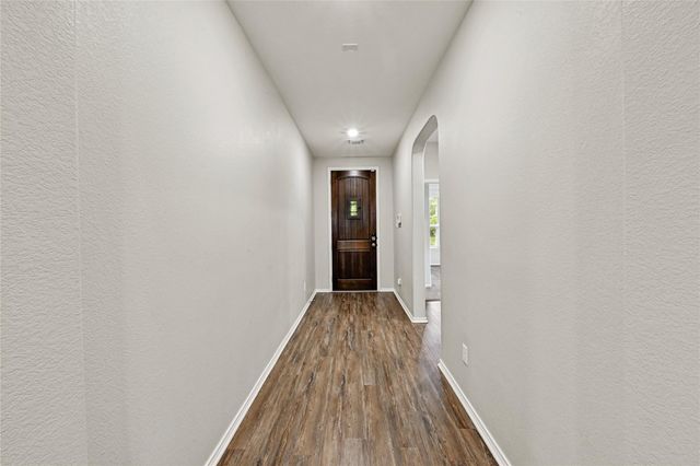1724 Stinnett DR, Leander, TX 78641