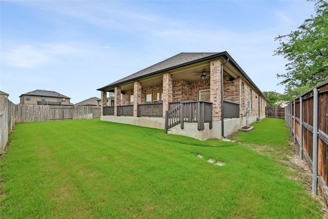 1724 Stinnett DR, Leander, TX 78641