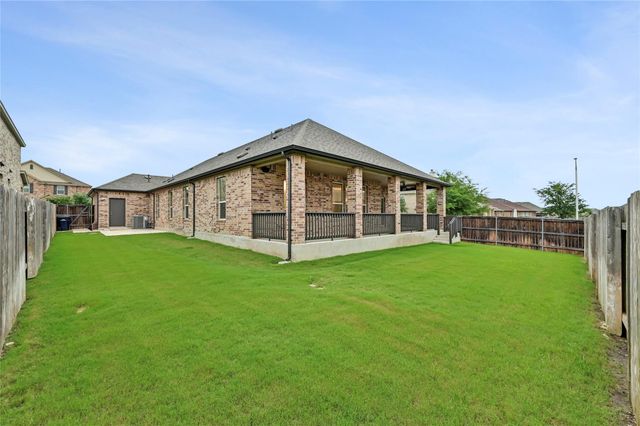 1724 Stinnett DR, Leander, TX 78641