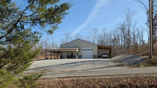 400 Toms Creek Lake Rd, Linden, TN 37096