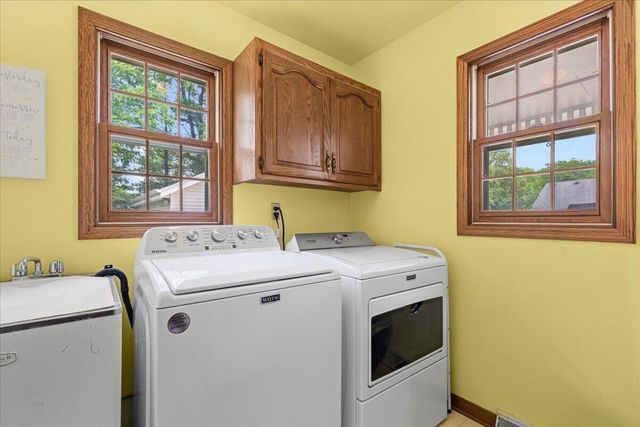 N37W6046 Wurthmann STREET, Cedarburg, WI 53012
