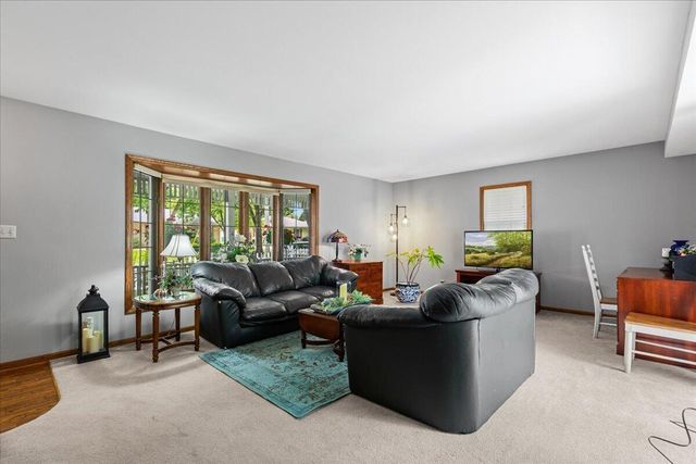 N37W6046 Wurthmann STREET, Cedarburg, WI 53012
