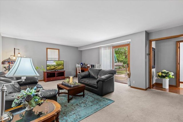 N37W6046 Wurthmann STREET, Cedarburg, WI 53012