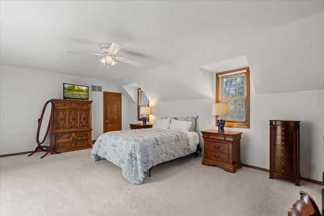 N37W6046 Wurthmann STREET, Cedarburg, WI 53012