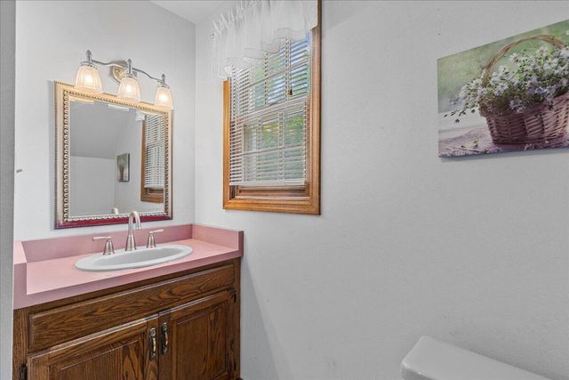 N37W6046 Wurthmann STREET, Cedarburg, WI 53012
