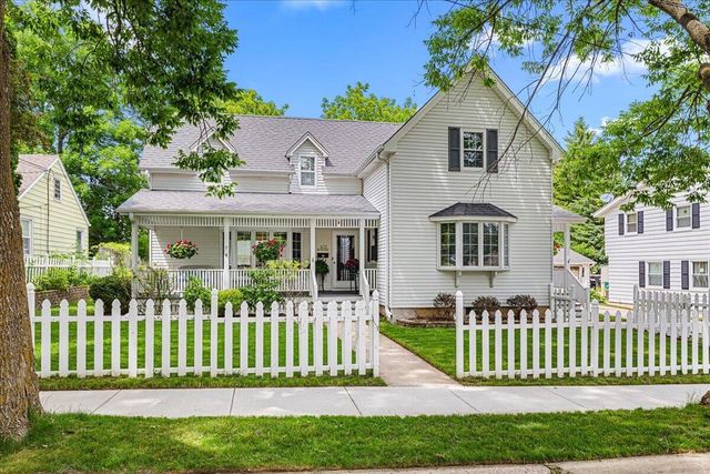 N37W6046 Wurthmann STREET, Cedarburg, WI 53012