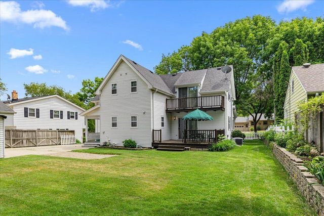N37W6046 Wurthmann STREET, Cedarburg, WI 53012