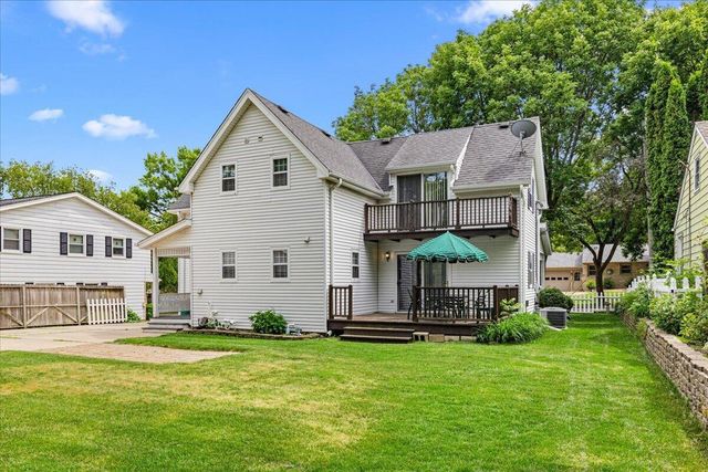 N37W6046 Wurthmann STREET, Cedarburg, WI 53012