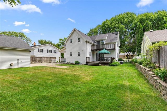 N37W6046 Wurthmann STREET, Cedarburg, WI 53012