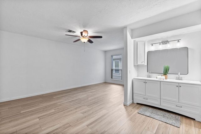 21710 Glenbranch Drive, Spring, TX 77388