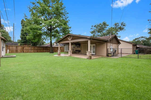 21710 Glenbranch Drive, Spring, TX 77388