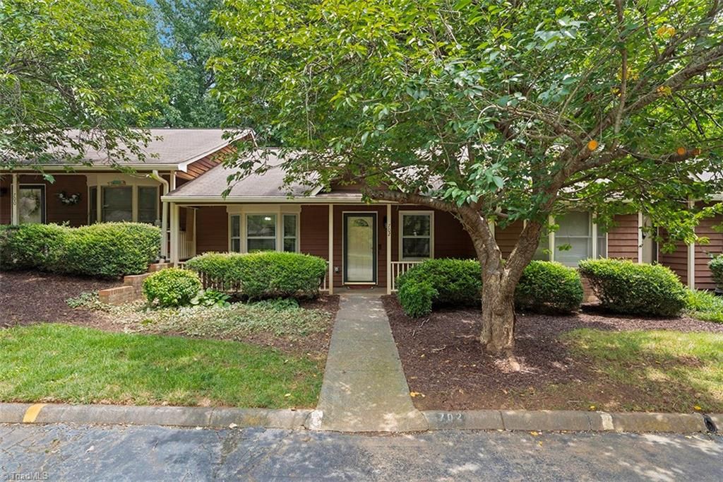 702 Rock Garden Circle, Winston-salem, NC 27104
