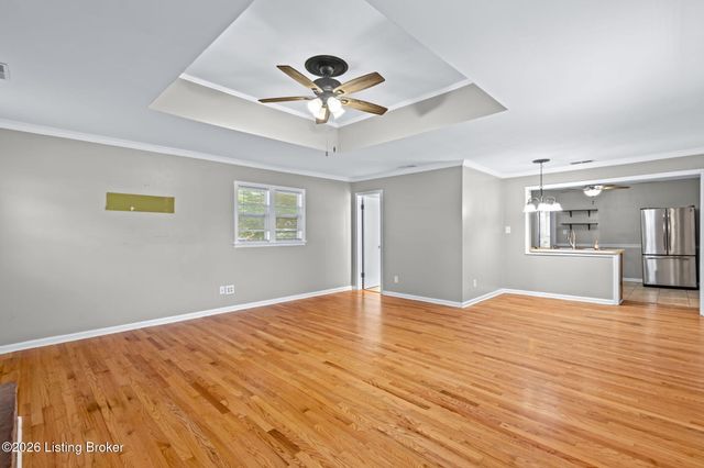 330 Stringer Ln, Mt Washington, KY 40047