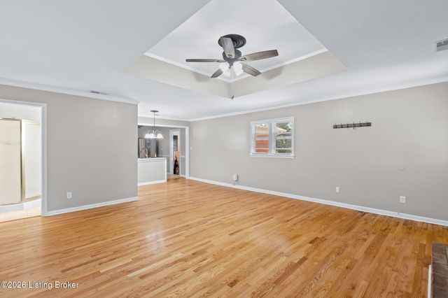 330 Stringer Ln, Mt Washington, KY 40047