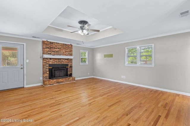 330 Stringer Ln, Mt Washington, KY 40047