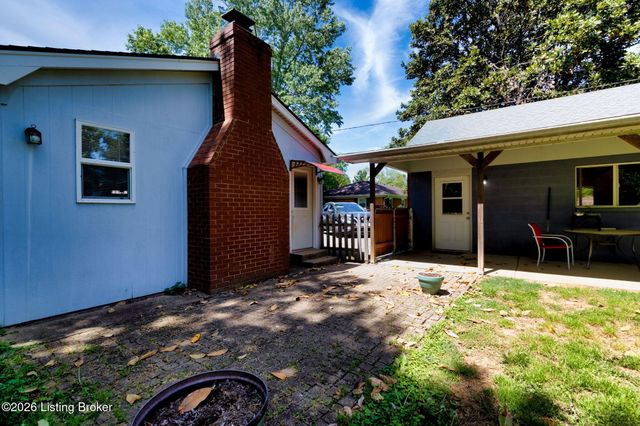 330 Stringer Ln, Mt Washington, KY 40047