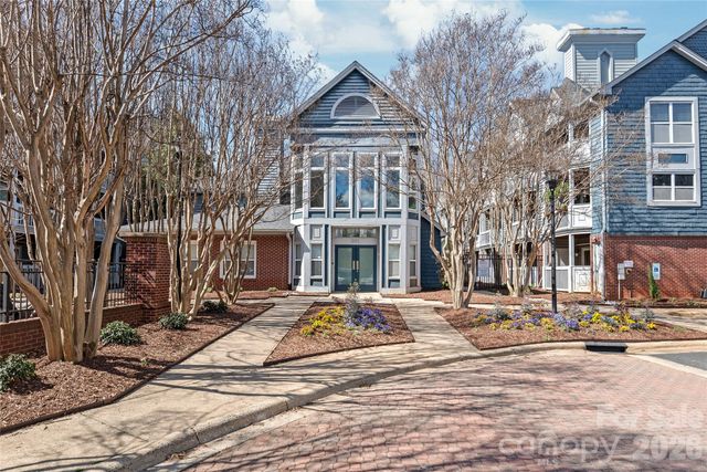 525 N Graham Street 2F, Charlotte, NC 28202