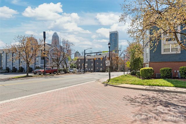 525 N Graham Street 2F, Charlotte, NC 28202